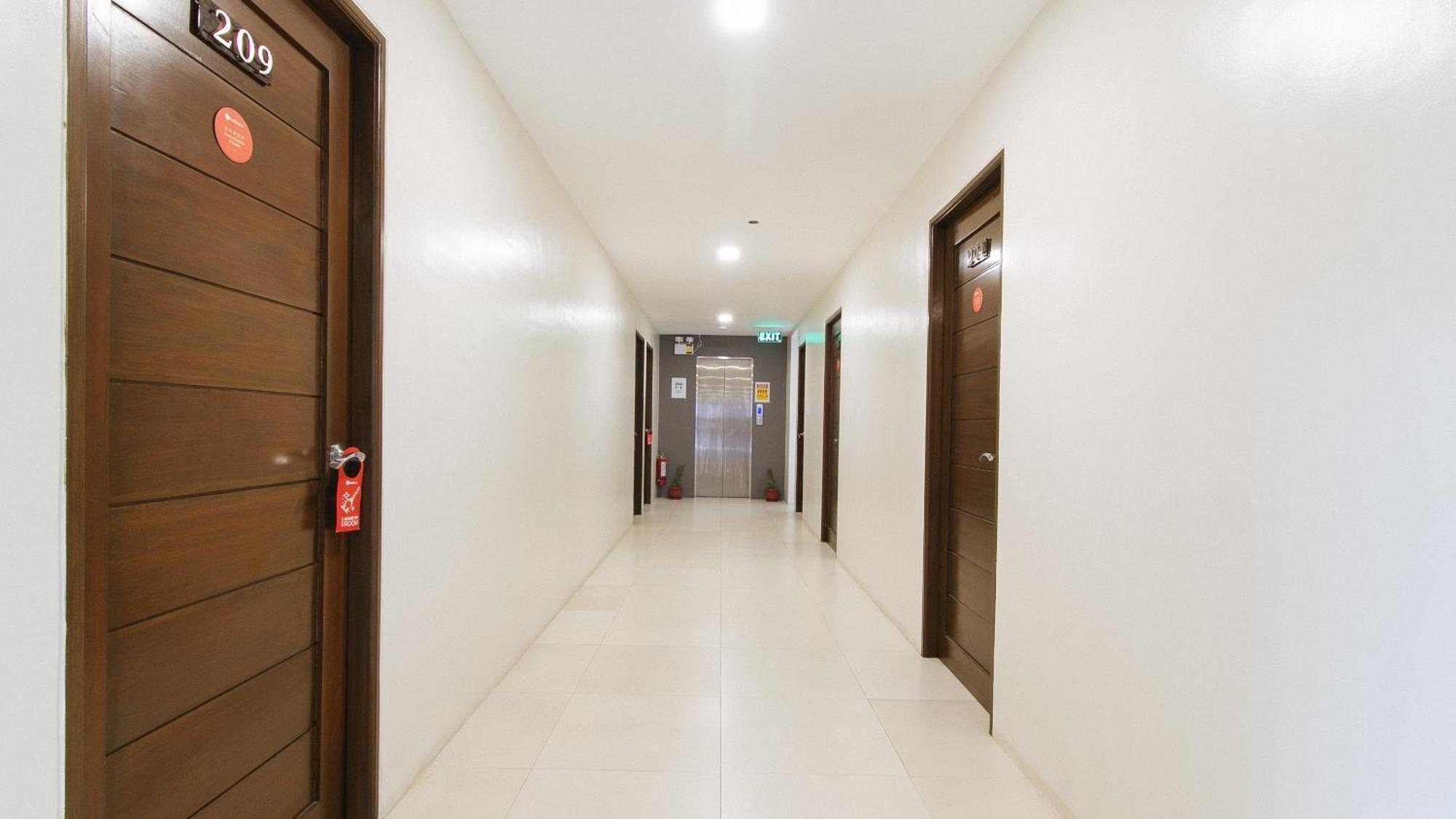 Reddoorz Near Fernwoods Garden Quezon City Exterior photo